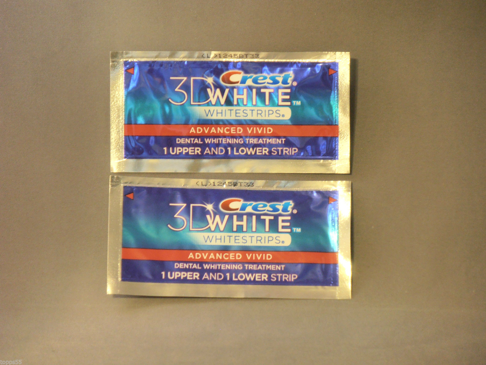 New Crest 3D Dental Whitestrips Advanced Vivid 4 Whitening Strips in 2 Pouches -- US Delivery