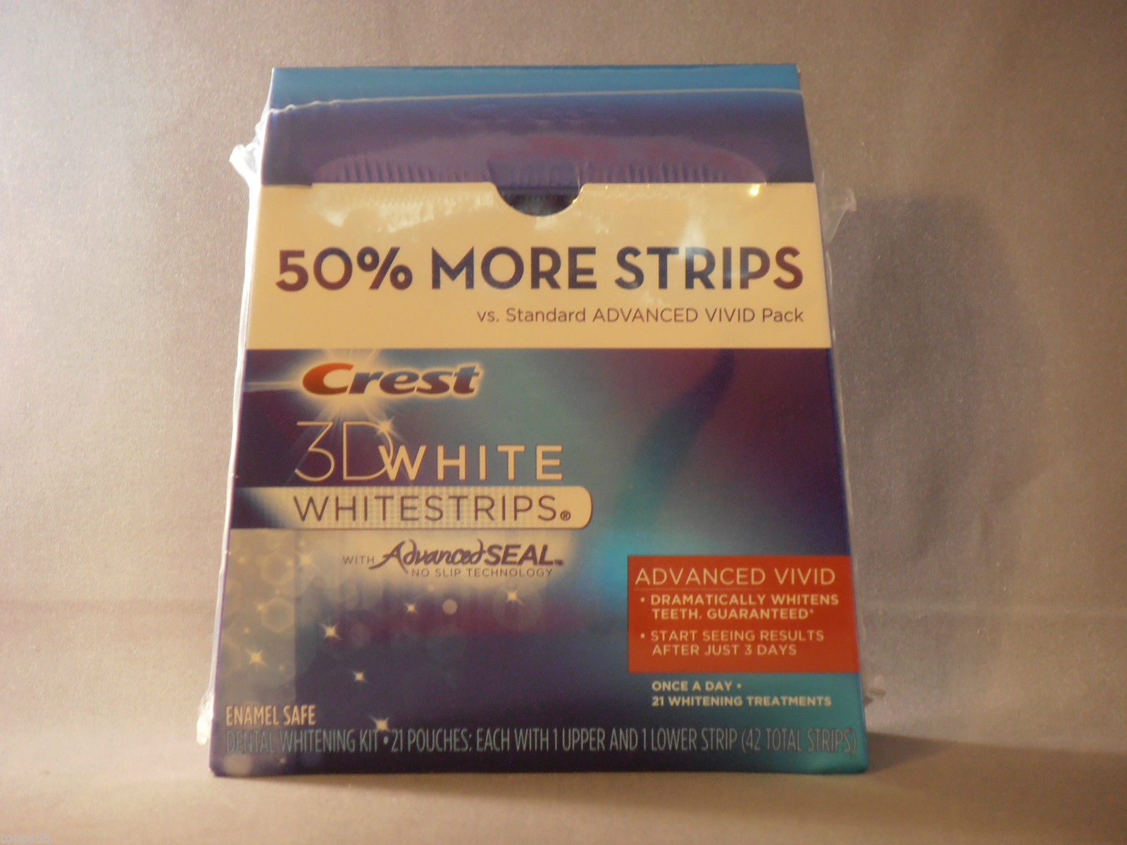 New Crest 3D Dental Whitestrips Advanced Vivid 42 Whitening Strips / 21 Pouches -- US Delivery